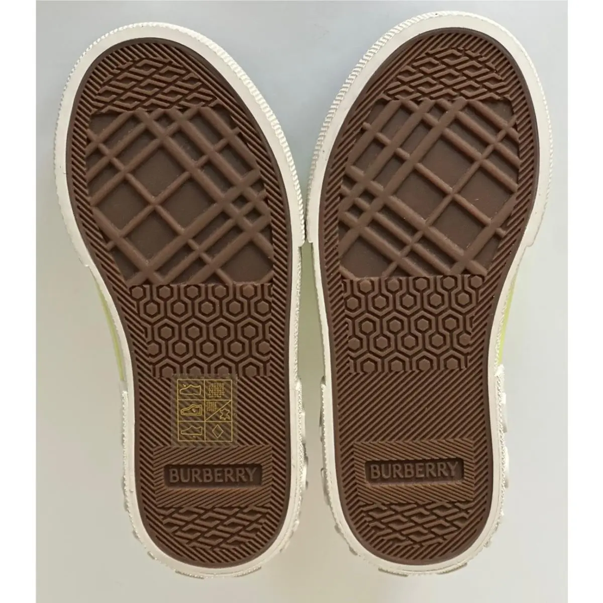 Burberry shoes - Vivid Lime 6
