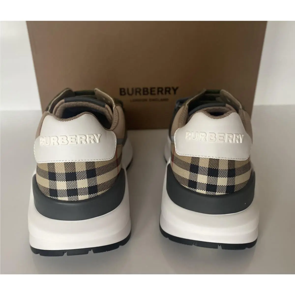 Burberry shoes - 8045292 - 8045292 - Beige/Green 4