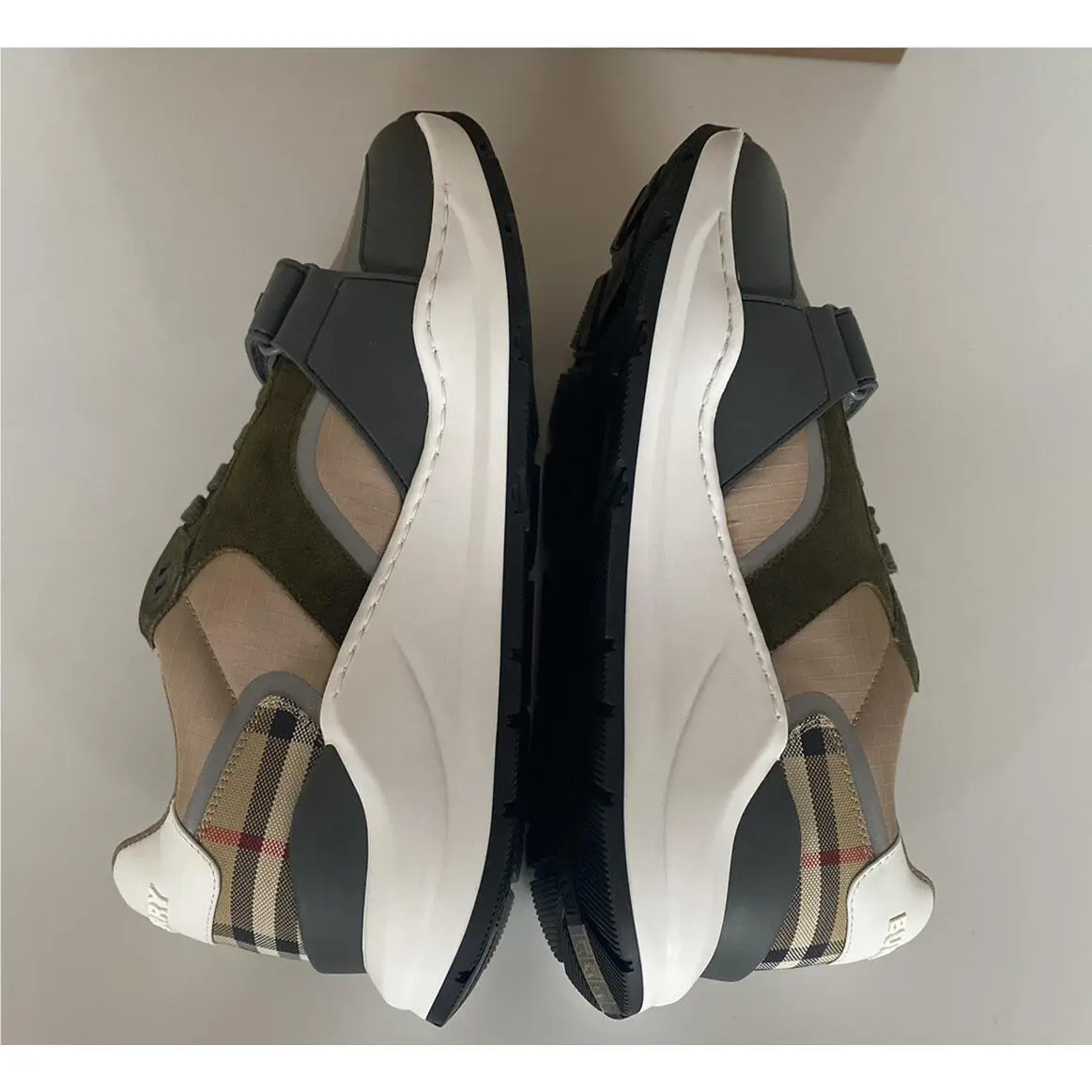 Burberry shoes - 8045292 - 8045292 - Beige/Green 7