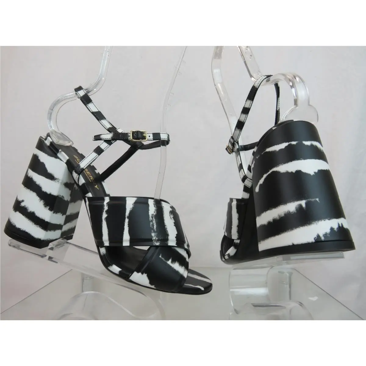 Burberry shoes - BURBERRY CASTLEBAR - CASTLEBAR - Black (UPC: 5045621719516) 0