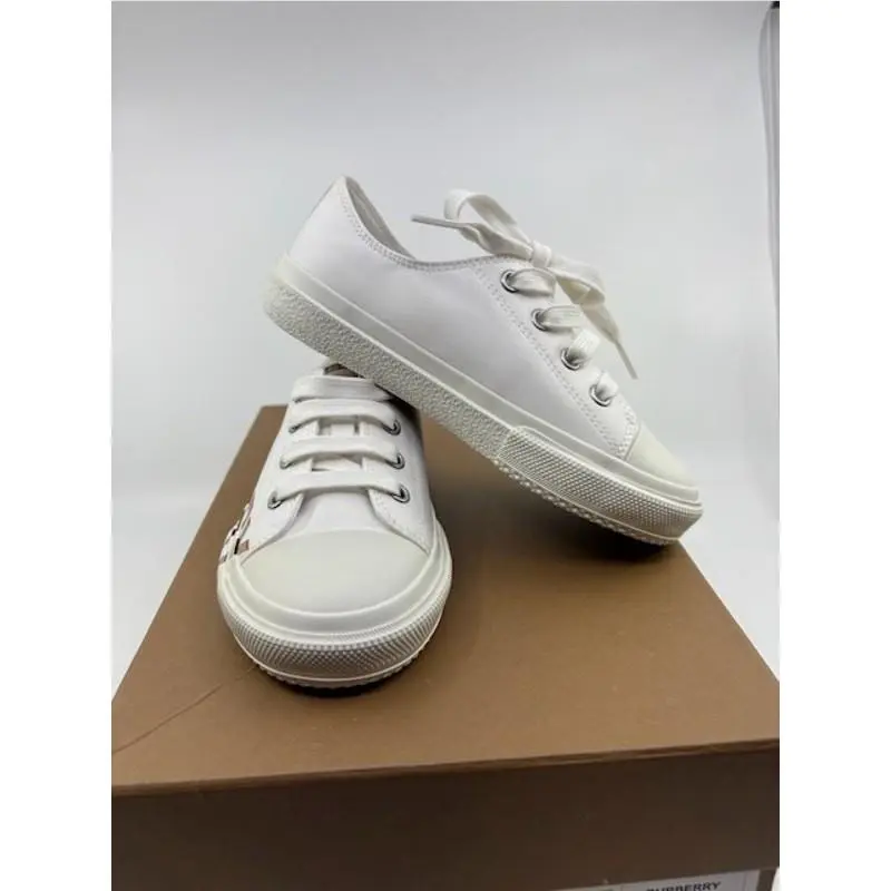 Burberry shoes - White 0