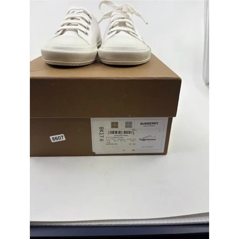 Burberry shoes - White 3