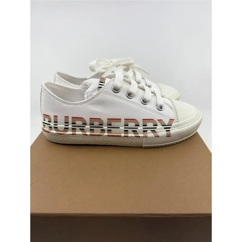 Burberry shoes - White 7