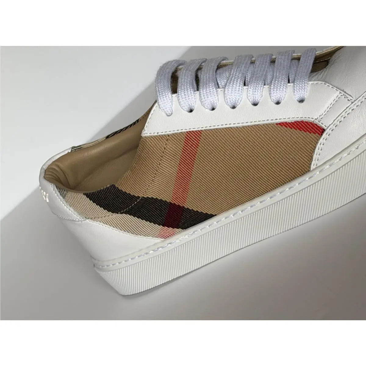 Burberry shoes - Burberry Salmond Check - Salmond Check - White 1