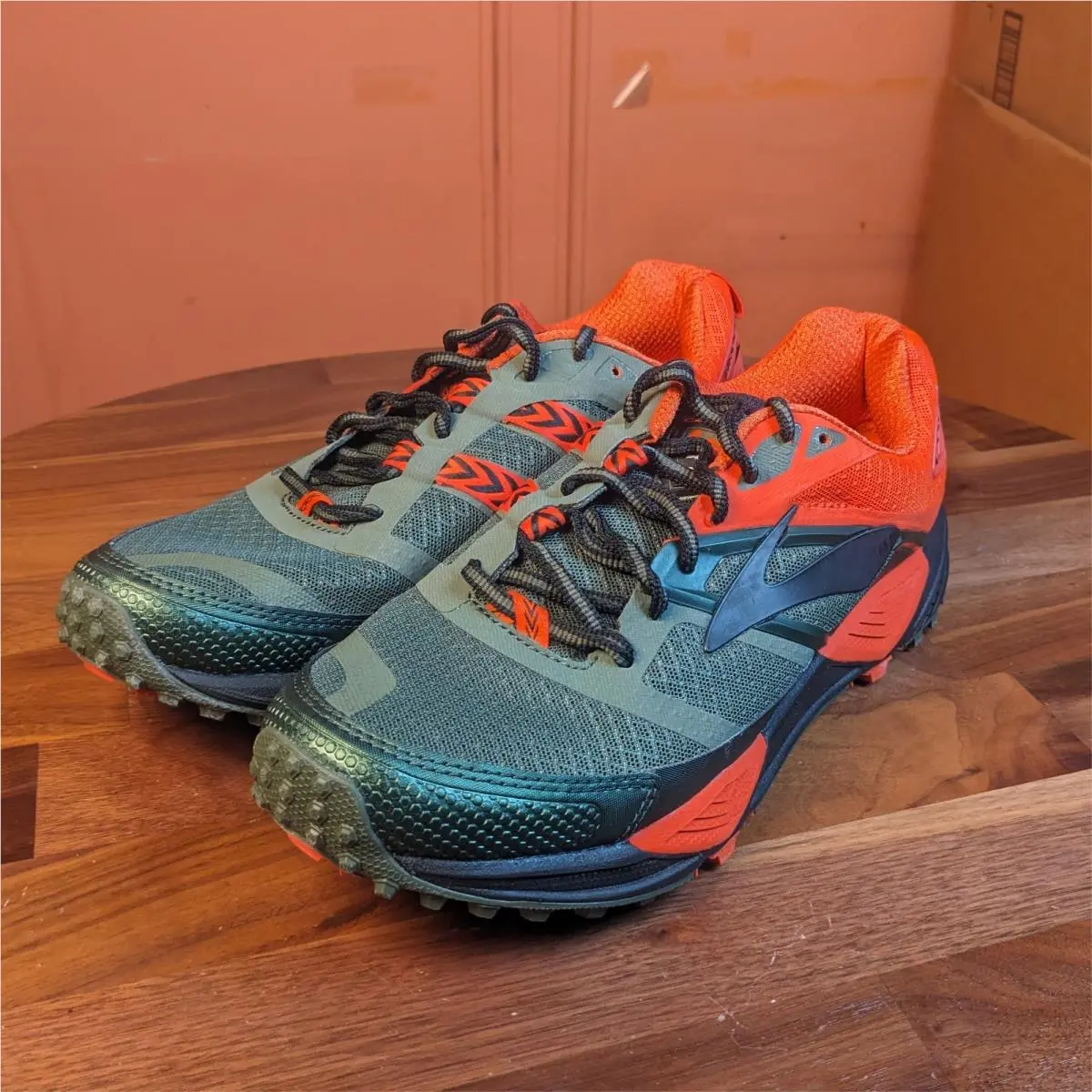 Brooks shoes - Brooks Cascadia 12 - Cascadia - 110243-1D-362 - Green 8