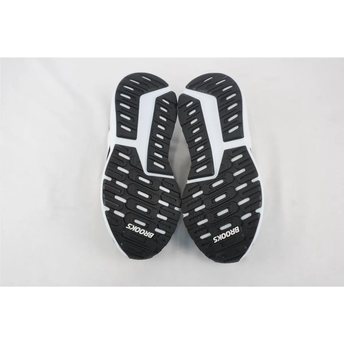 Brooks shoes - 1204441D090 - 1204441D090 - Black (UPC: 195394754155) 5