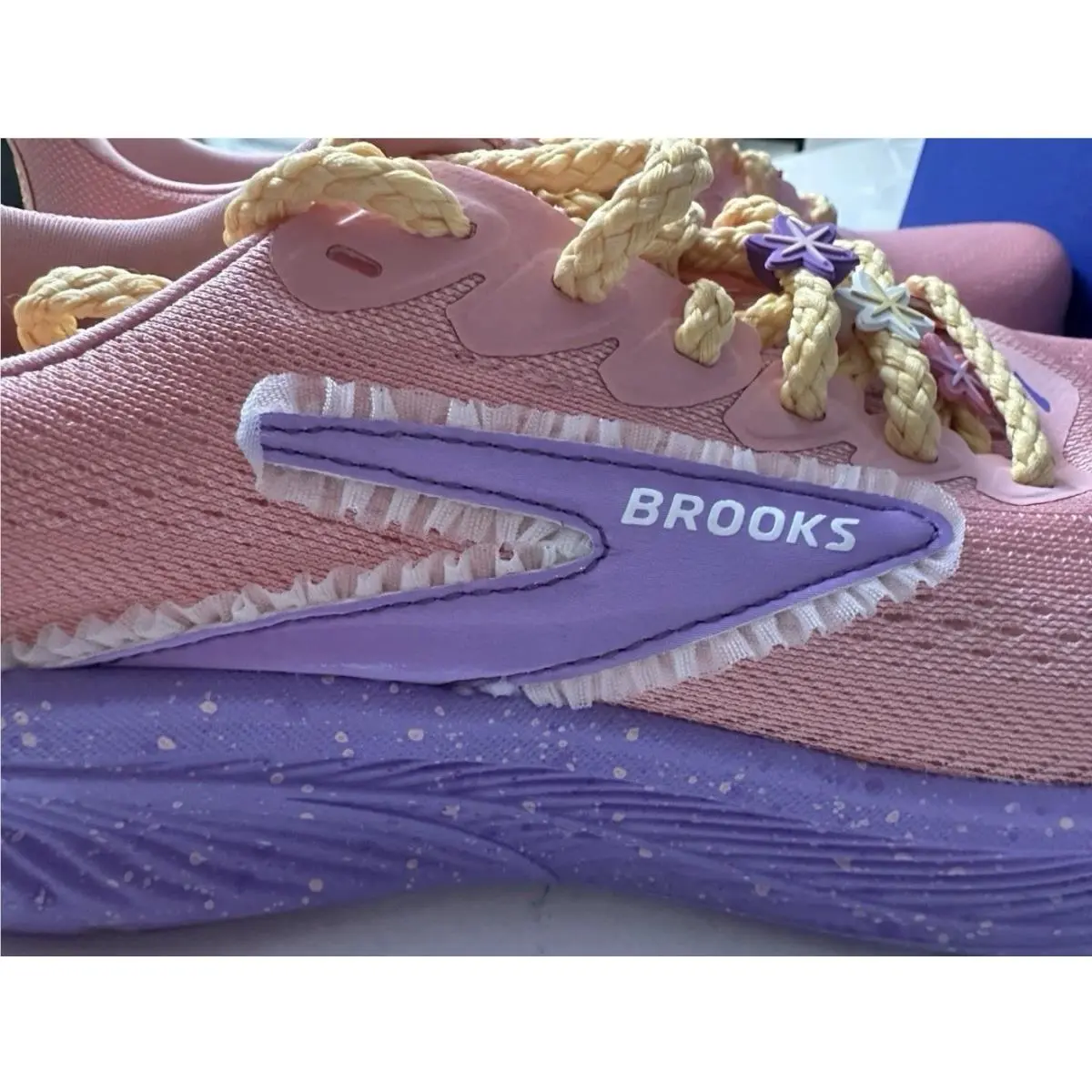 Brooks shoes - Brooks Ghost - Ghost - Pink And Purple 4